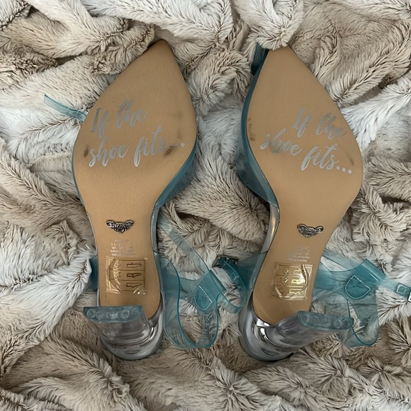 Aldo Disney Cinderella Heels - Picture 2 of 2